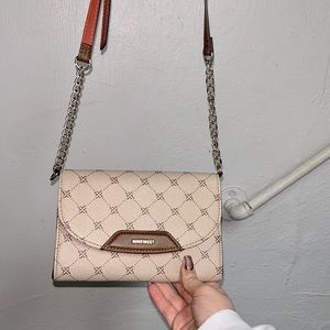 Nine West purse